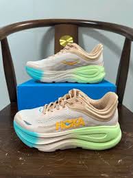 Premium Footwear Article 3393